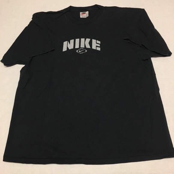 vintage black nike t shirt